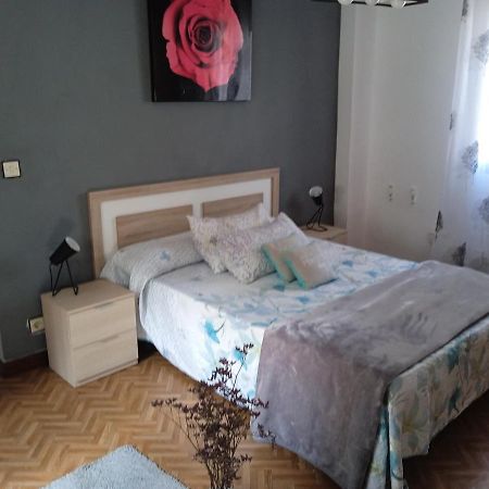 Appartamento Estudio Acogedor Cercano Santander Y Proximo Al Aeropuerto Maliaño Esterno foto