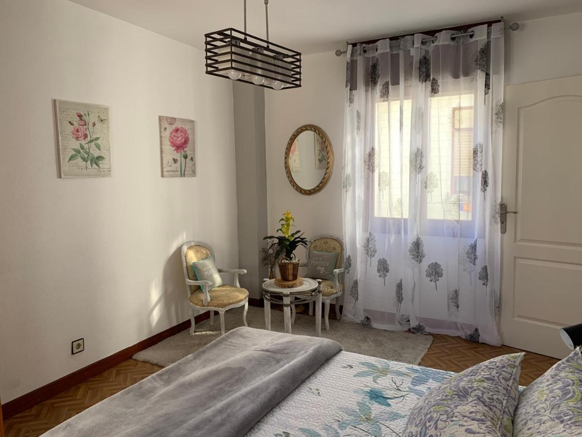Appartamento Estudio Acogedor Cercano Santander Y Proximo Al Aeropuerto Maliaño Esterno foto